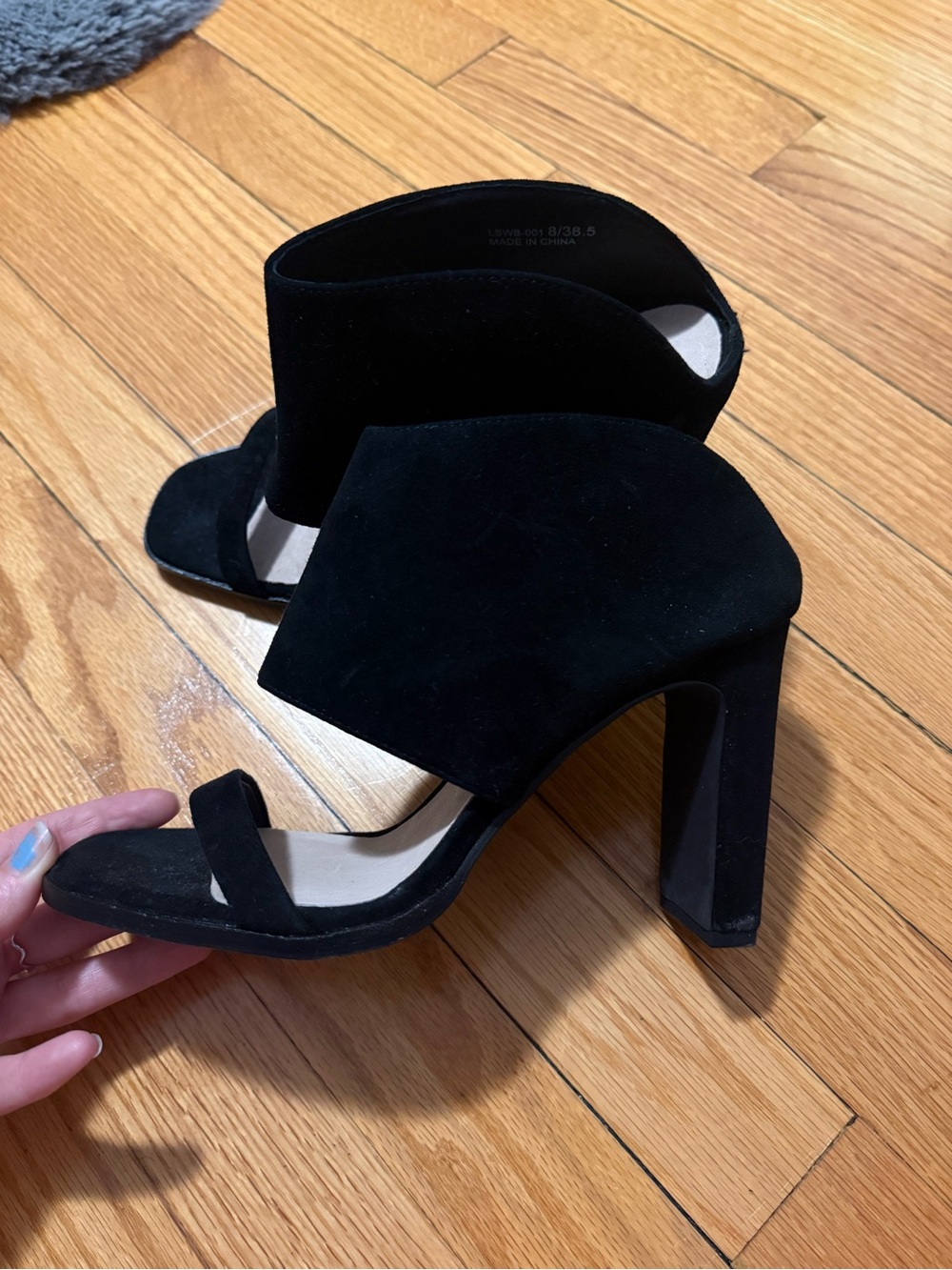 42 Gold Linx sandal